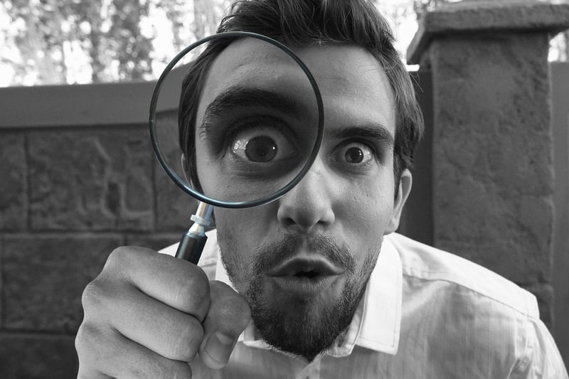Detective Magnifying Glass